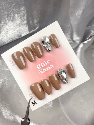 Clearance Sale: Medium Size Handmade Press-On Nails Collection 9
